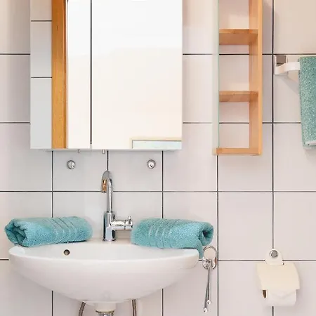 Weingut Peter Grill 住宿加早餐酒店