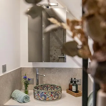 Weingut Peter Grill Bed & Breakfast 3*