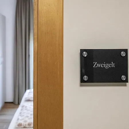 Weingut Peter Grill Bed & Breakfast 3*