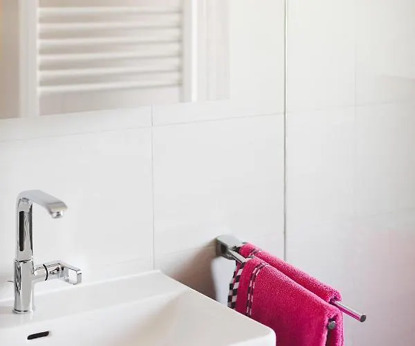 Weingut Peter Grill 3* ليوتسشاخ