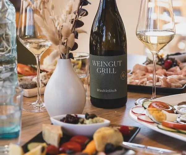 Weingut Peter Grill فندق مبيت وإفطار 3*